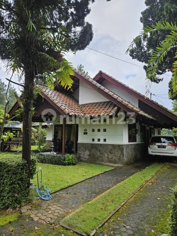 Dijual Villa Grand Trawas Intiland.siap Untuk Berlibur