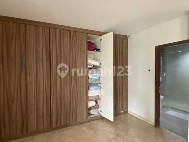 Sdy, Dijual Rumah 3 Lantai , Jln.kelapa Gading Barat Raya, Gading Serpong