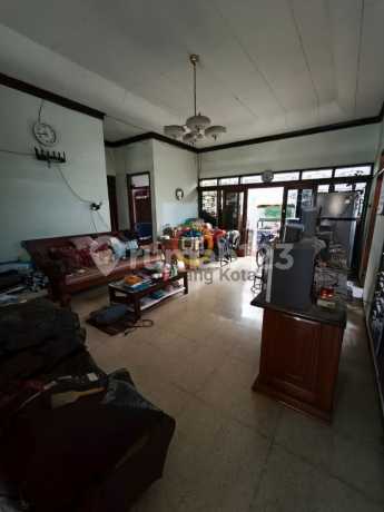 Ready-to-occupy house in Pondok Indraprasta