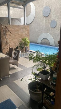 Jarang Ada Rumah Singgasana Pradana Bandung Jarang Ada Rumah Singgasana Pradana Bandung