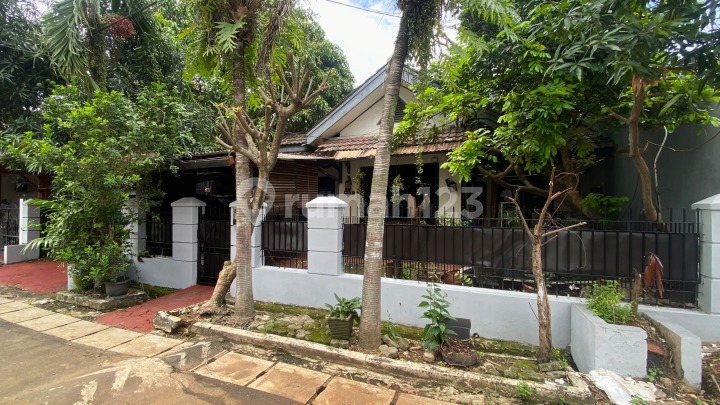 Rumah Dijual Luas Strategis di Komplek Sarana Indah Permai Kedaung Pamulang Tangerang Selatan