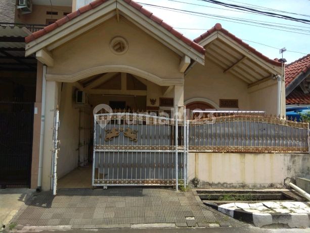 Simprug Ciledug Crown - For Quick Sale Single-Story House - As-Is Condition