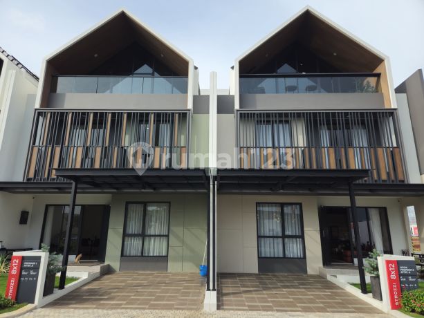 Strozzi Cluster Summarecon Serpong with Attic Room