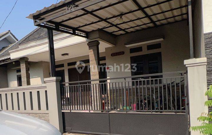 Dijual cepat Rumah di Perumahan victoria park boulevard, karawaci kota tangerang SHM Timur Bagus rapih