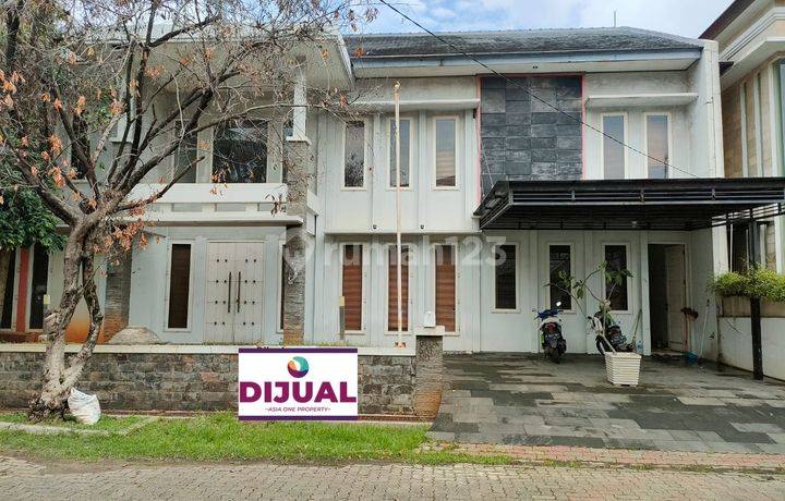 Rumah 2 Lantai Private Pool di Taman Persada Kemala, Bekasi