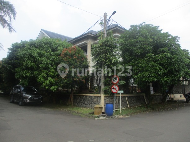 Cool House For Sale In Mutiara Sentul Housing, Bogor Regency