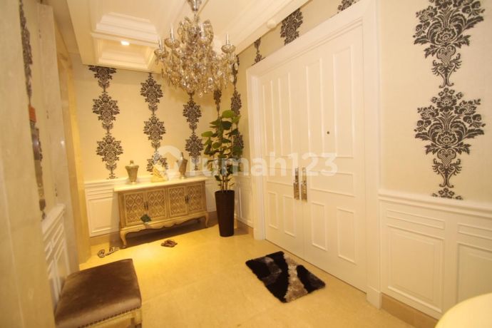 Dijual Pakubuwono Signatures 4 Kamar Tidur Furnished Limited Unit