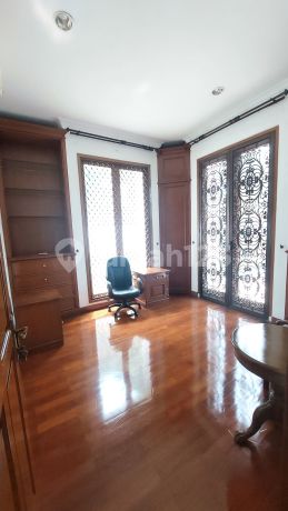 Dijual Rumah Simprug Golf Senayan Kebayoran Pool Hoek Dijual Rumah Simprug Golf Senayan Kebayoran Pool Hoek