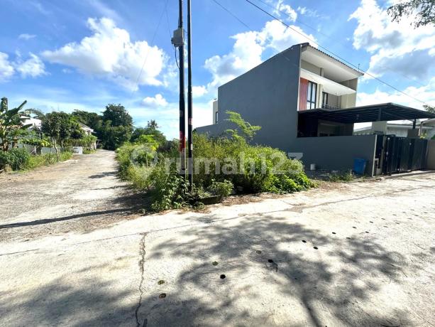 Land Near Sleman Regency Government Office, SHM P Ready for AJB Notary, Hook Position