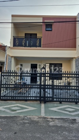 Rumah Di Kelapa Gading