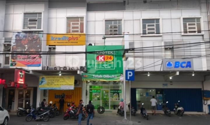 Ruko Gresik Murah Kota Baru Gkb 3 Lantai Lokasi Strategis Sebelah Bca Kebomas Ruko Gresik Murah Kota Baru Gkb 3 Lantai Lokasi Strategis Sebelah Bca Kebomas