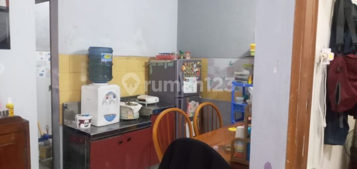 rumah murah terawat di komplek griya caraka Arcamanik , antapani