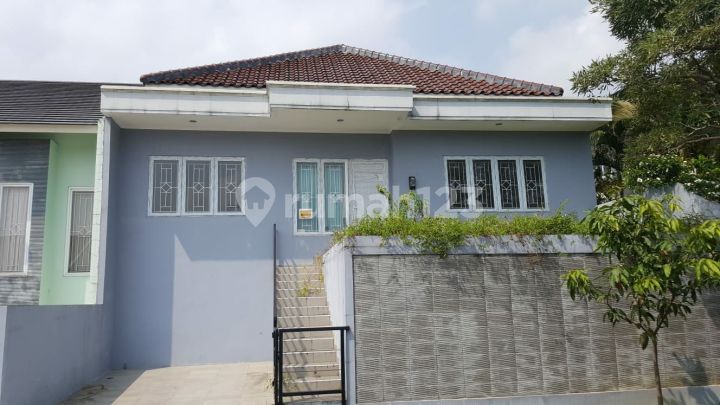 Dijual Rumah 3 Kt Hoek Tengah Di Livistona Pakuan Hill Bogor