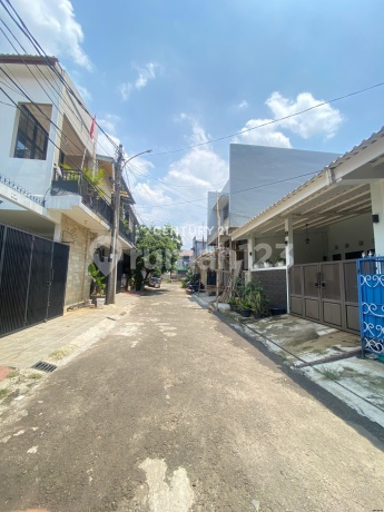 Dijual Rumah Strategis Harga Menarik di Perumahan Griya Jakarta Dijual Rumah Strategis Harga Menarik di Perumahan Griya Jakarta