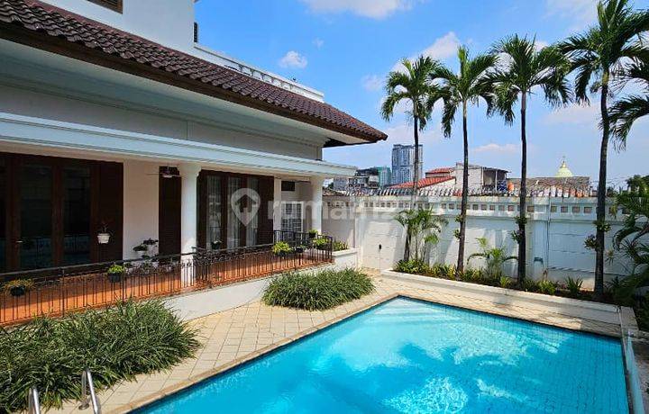 Rumah Mewah Elegan 2 Lt + Kolam Renang Di Villa Palma Residence Jakarta Selatan Rumah SHM Bagus