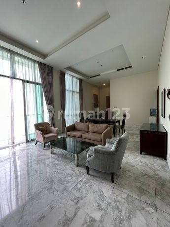 Apartment Senayan City Residences 3 BR Furnished Bagus