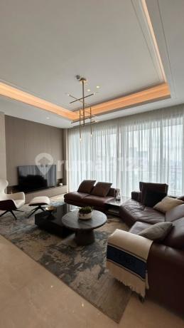 Apartemen Regent 3 BR, Strata, Siap Huni