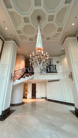 Apartment Four Season Residence 4 BR Bagus Furnished