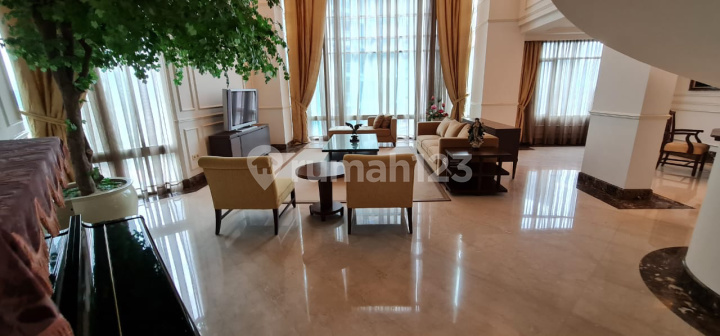 Apartment Four Seasons Residences 4 BR Bagus Furnished