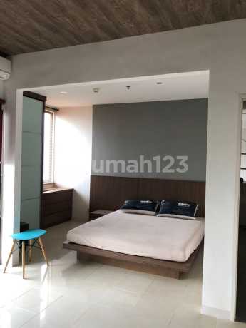 Dijual Cepat 2 Kamar Penthouse, 109M Furnish, Cervino Apt, Hanya 500M Dari Mal Kokas, Ari