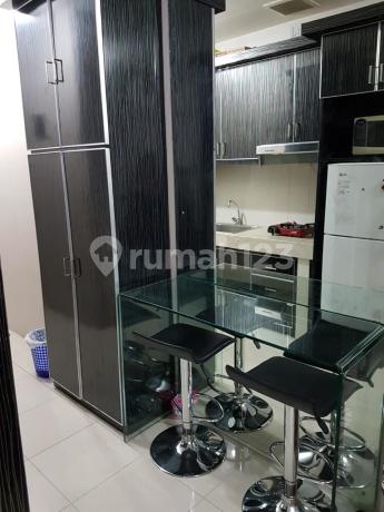 Dijual Cepat, 1 BR Hook, Furnish, di Cervino Apt, Hanya 500M Dari Mal Kokas, Ari