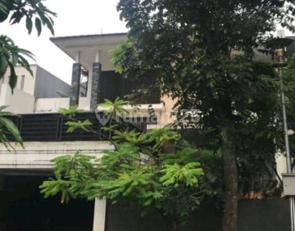Dijual Rumah di hook , Mahogany Residence Cibubur, samping Trans Studio Mal , Ari