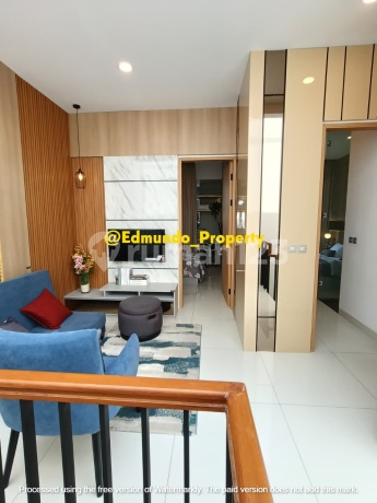 Rumah Baru & Bagus, 2 Lantai, SHM, di Kembangan Rumah Baru & Bagus, 2 Lantai, SHM, di Kembangan