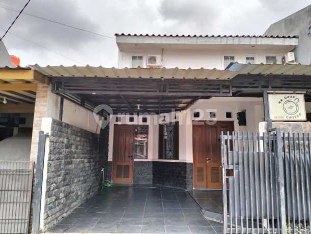 House in a Complex with Complete Facilities in Pamulang