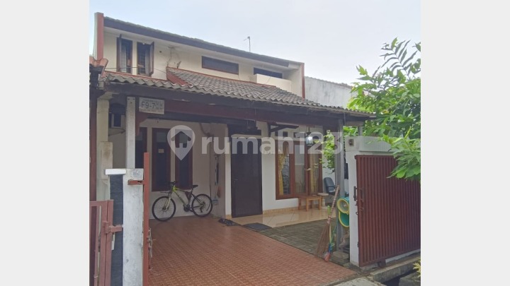 Rumah Murah 2 Lantai Dalam Komplek Bebas Banjir di Pamulang.