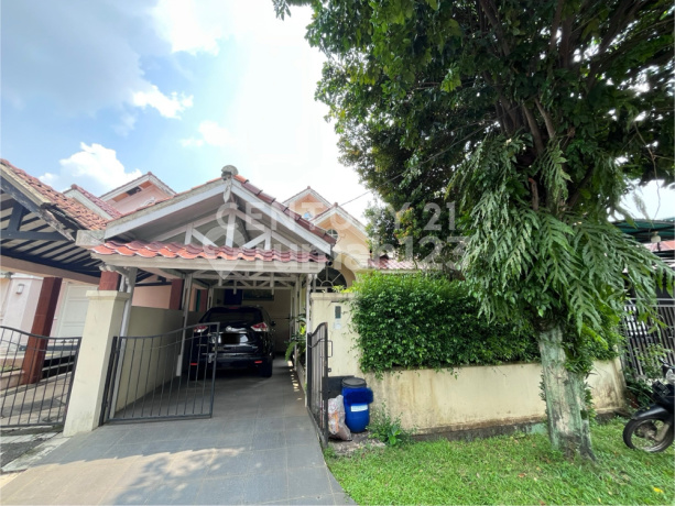 Jual Cepat Bu Rumah 180M Telaga Kahuripan Parung Bogor Siap Huni Jual Cepat Bu Rumah 180M Telaga Kahuripan Parung Bogor Siap Huni