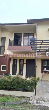 Rumah 2 Lantai Siap Huni Royal Serpong Village Tangerang Selatan Rumah 2 Lantai Siap Huni Royal Serpong Village Tangerang Selatan