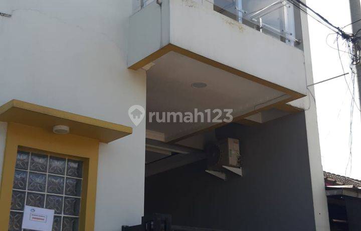 Rumah 2 Lantai Grand Sutera, Tangerang
