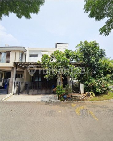 Rumah Florence, Pakuwon City  MINIMALIS STRATEGIS, ROW JALAN 4 MOBIL, AKSES PEMBANTU SENDIRI