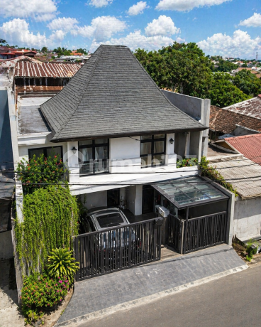 Luxury House on Wide Road, Ready to Occupy
