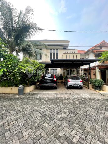 Modern Tropical House Dalam Komplek Premium Pejaten Town House Modern Tropical House Dalam Komplek Premium Pejaten Town House