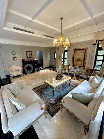 Rumah Mewah Gaya Perancis Full Furnished Dalam Komplek Elit Tebet 