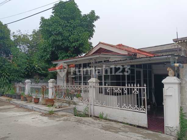 Rumah Lama Lokasi Strategis di Komplek Lemigas Dijual