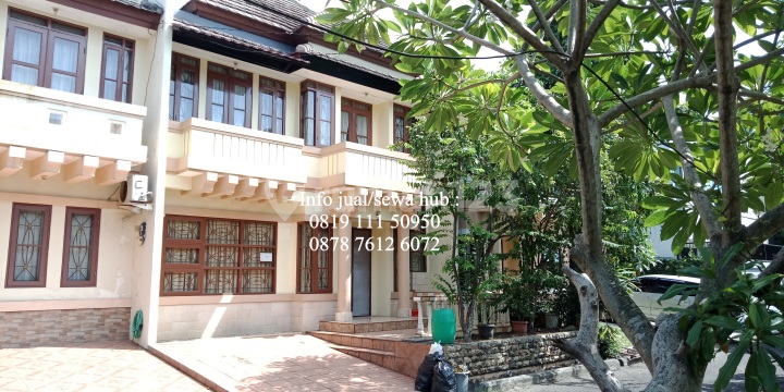 Nice Semi-Furnished House with SHM in Lippo Karawaci, Tangerang