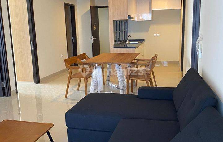 Apartment 3 BR Semi Furnished  Di Orange County Lippo Cikarang