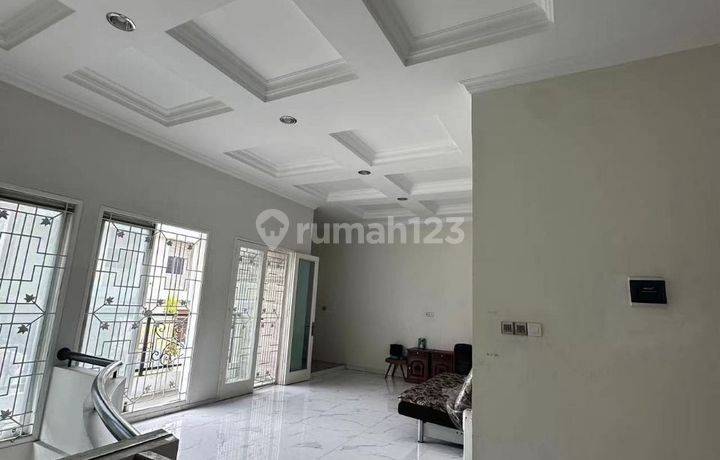 Dijual Rumah Taman Grisenda Uk 10x20, Bagus Utara