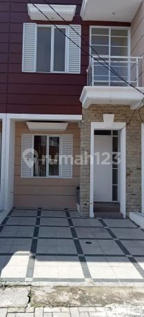 Dijual Rumah 2 Lantai Siap Huni  Duta Indah Residence 