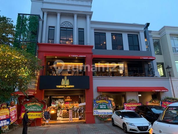For Sale Commercial Shophouse in Grahs Boulevard Complex For Sale Commercial Shophouse in Grahs Boulevard Complex