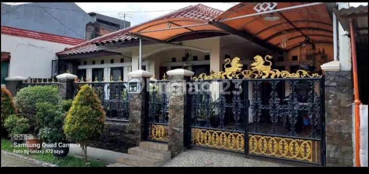 Rumah 2 lantai di Bangun Reksa Indah Karang Tengah Rumah 2 lantai di Bangun Reksa Indah Karang Tengah