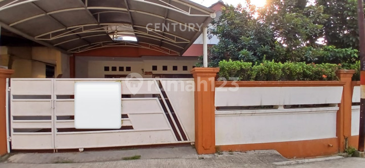 Rumah Strategis Di Perumahan Taman Pagelaran Ciomas Bogor