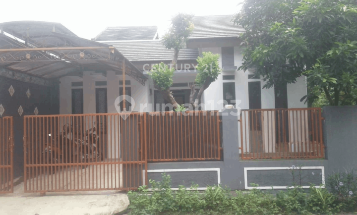 Rumah Siap Huni Dekat Tol di Villa Pertiwi Cluster Gardenia Depok (Gst) Rumah Siap Huni Dekat Tol di Villa Pertiwi Cluster Gardenia Depok (Gst)