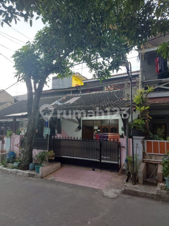 Rumah Dekat Pusat Kota Di Perumahan Pondok Tirta Mandala Depok Rumah Dekat Pusat Kota Di Perumahan Pondok Tirta Mandala Depok
