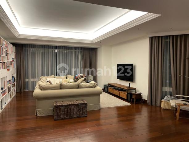 Dijual Best Unit Apartment Four Season Kuningan 3+1 BR Furnished