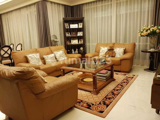 Best Unit!! Disewakan Botanica Apartment 2 BR Bagus Furnished Best Unit!! Disewakan Botanica Apartment 2 BR Bagus Furnished