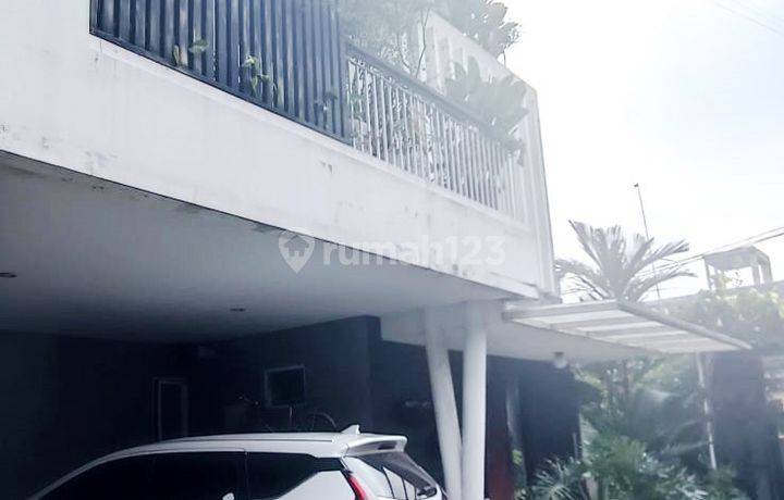 Rumah Bagus Di Jl H Riin Lebak Bulus Jakarta Selatan