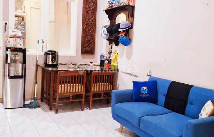 Rumah Minimalis Bagus Nempel Bintaro, Tangerang Selatan